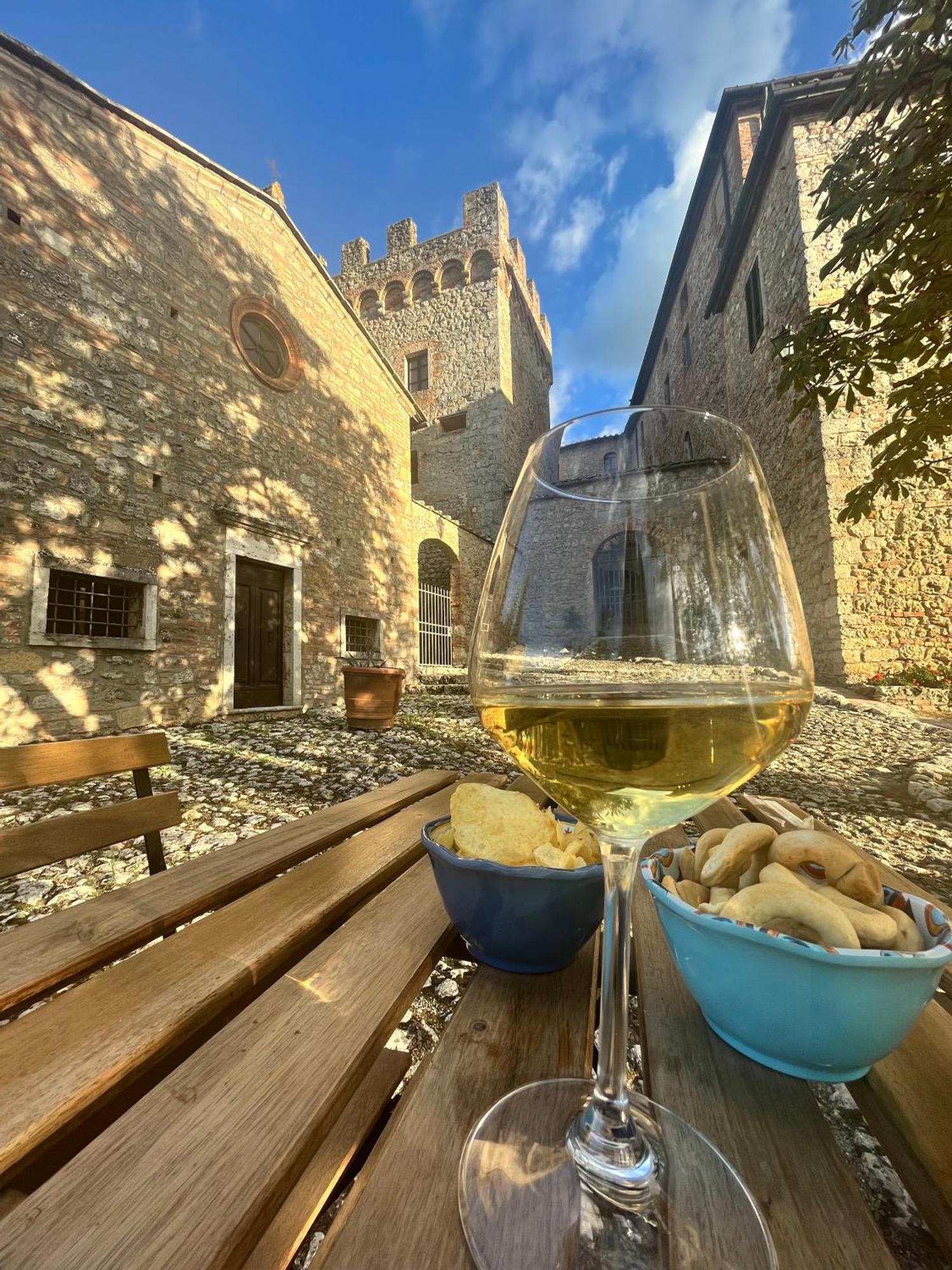 Castel Pietraio Vila Monteriggioni Exterior foto